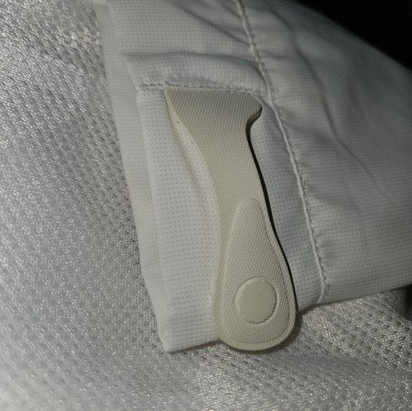 Maggie Lane golf jacket - Picture 10 of 11